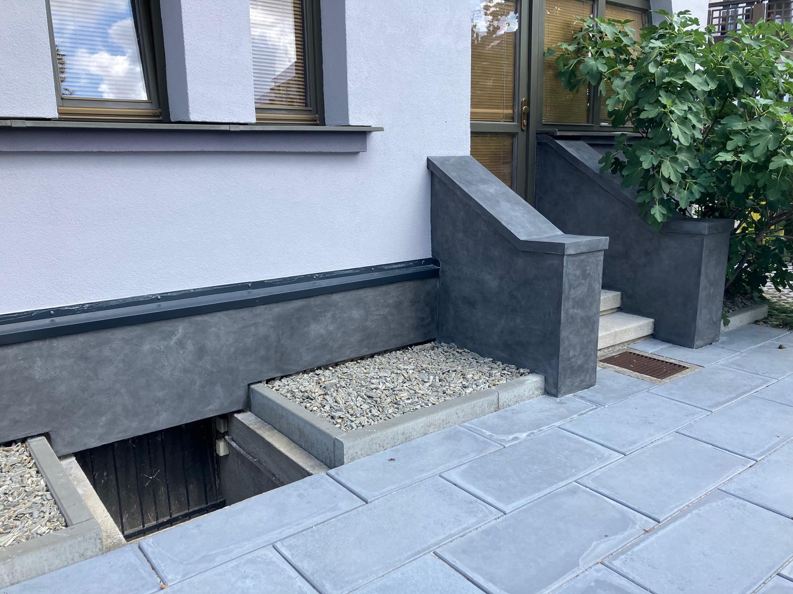 DEKORAČNÍ FASÁDA SOKL RODINNÝ DŮM stěrka fasády, dekorační stěrka